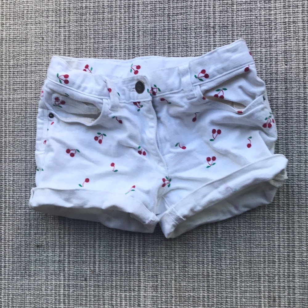 Kids cherry jean shorts